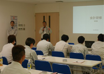 社内勉強会風景